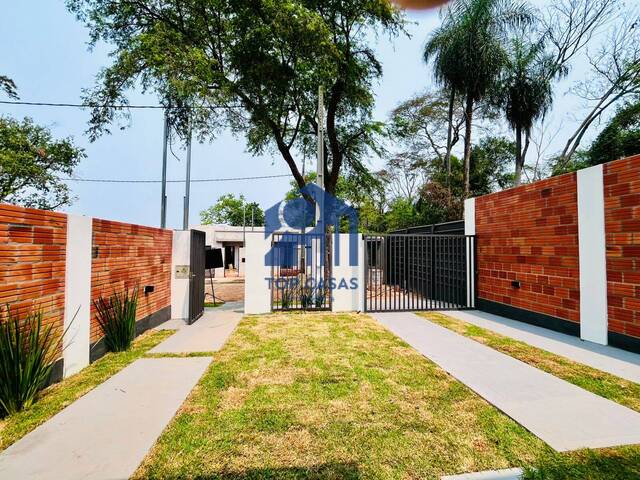 #45 - Casa para Venta en Luque - PY-11